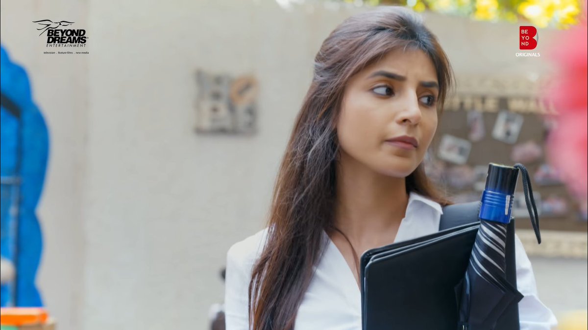 Hemal, she knows her name is masculine. A CA whose dog also knows compound interest. Look what happens! #BlackCoffee youtube.com/watch?v=4zHMjn…