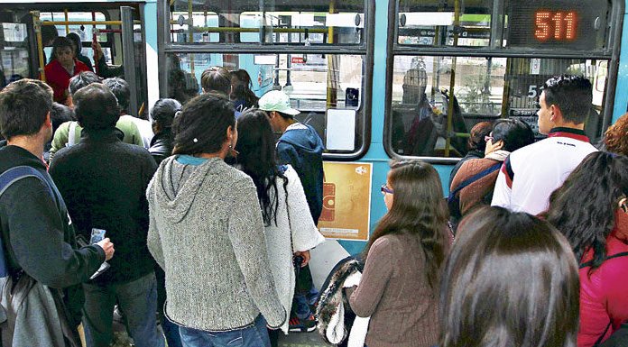 CedeusChile's tweet photo. @JuanCaMunozA nos habla sobre la evolución de la demanda del @Transantiago en medio de su próxima licitación https://t.co/efEmyH5HyL https://t.co/J0iH3IfFfP