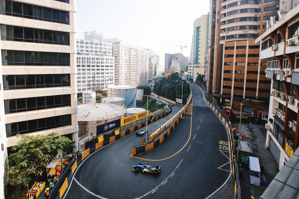 LandoNorris's tweet photo. Macau in November! 🇲🇴👊🏼 https://t.co/R79OrAidOO