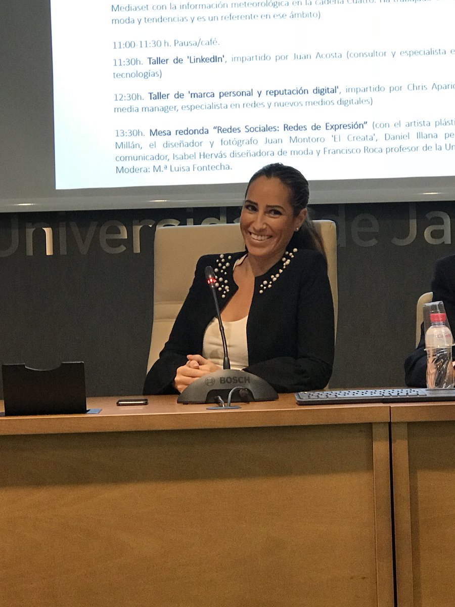 Las redes molan ❤️
#CosaMásBonica <a href="/IsabelHervas/">Isabel Hervas</a> #CódigoUniversidad #Jaén