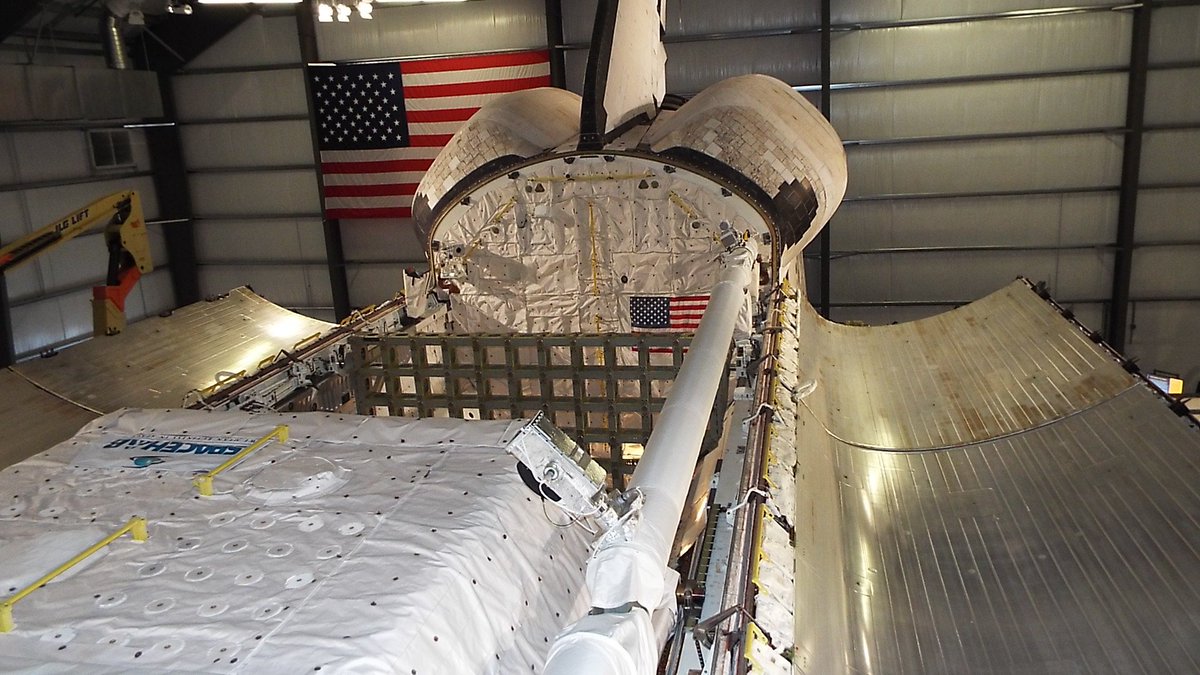 KiboWorks's tweet photo. 2015 #Bespoke #LED illumination for Shuttle Endeavour at the #CaliforniaScienceCenter #LEDEffects #Kibostory https://t.co/zx3QfRpEWD