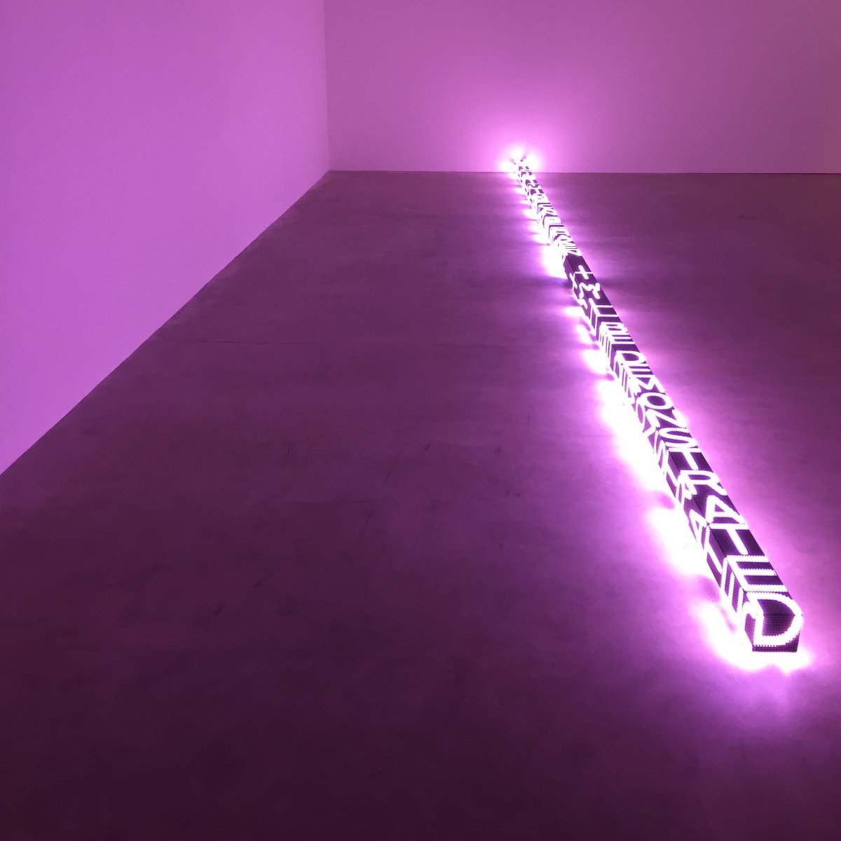 KiboWorks's tweet photo. 2015 #Bespoke #LED by Jenny Holzer  
#LEDEffects #Kibostory https://t.co/OLdzFs1xUF