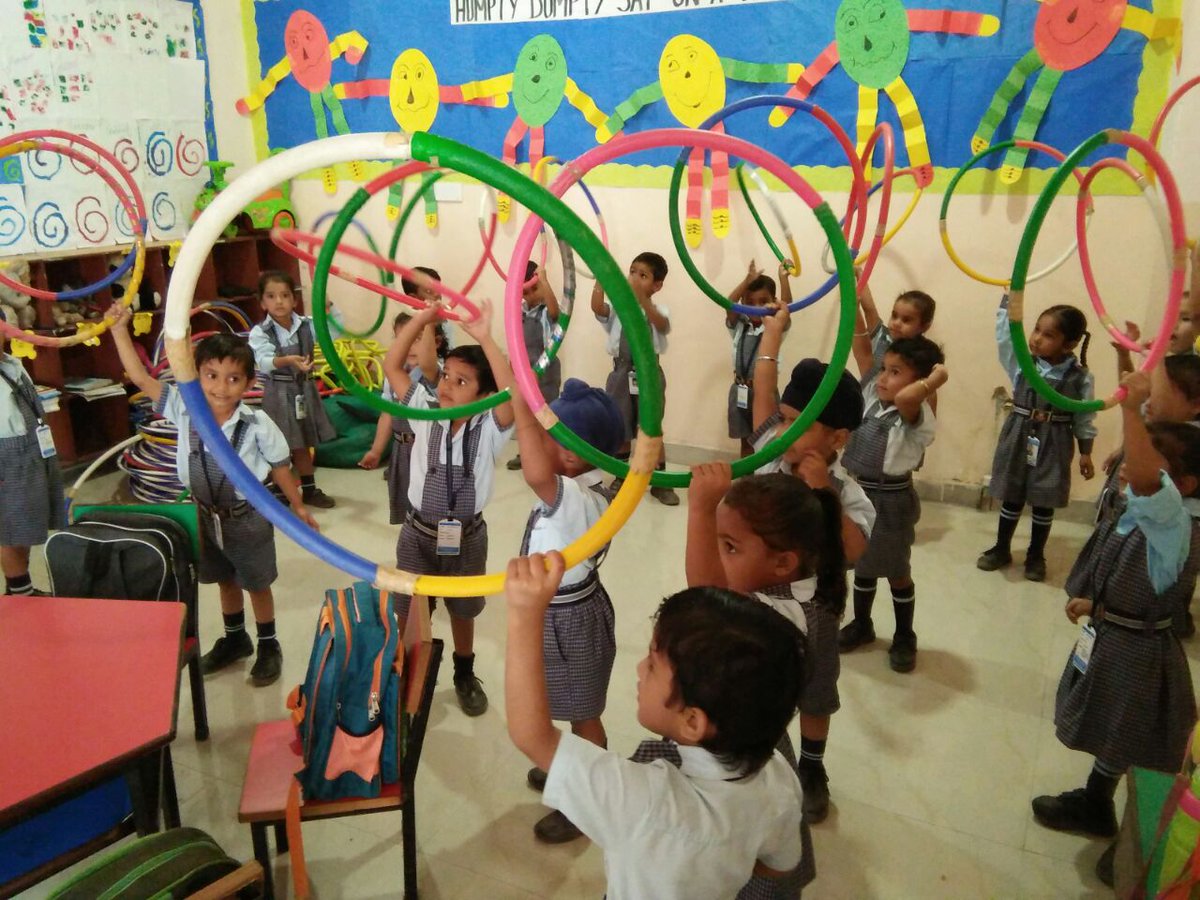 Shamshe83865962's tweet photo. @pkdhillon08 ,@babybehl @karamjeet80kaur Grade nursery doing some fun activities during edusports periods for fitness. https://t.co/pGG4PcO9k0