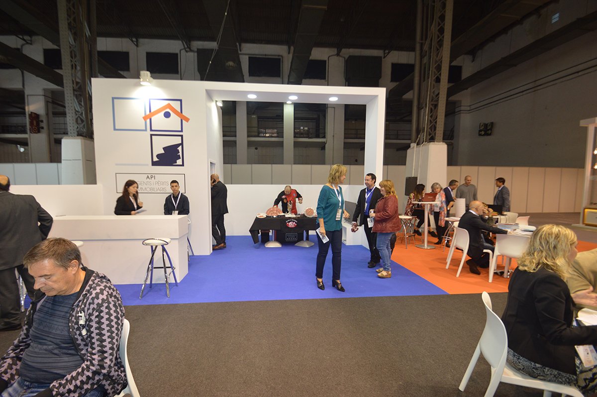 tramitainfo's tweet photo. Ha sido un placer representar a nuestros clientes un año más en el #BMP2017 junto a los compañeros de la @AsociacionAPI. ¡Hasta la próxima! https://t.co/kR8KZ9hlwf