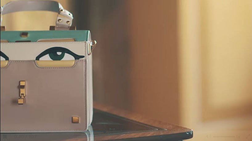 BookModaMag's tweet image. Il caleidoscopico mondo di Giancarlo Petriglia raccontato attraverso il nuovo mini-film #BehindTheMirror: bookmoda.com/2017/10/23/il-…