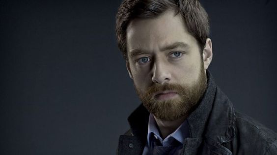 RichardRankinbe's tweet photo. Let's make today #BAD 😜
#BernardAppreciationDay 🔥🎉💕

#RichardRankin
#BestBearer
#Bernard
#BestBeard
#Scruff
#BernardJr 
#BeardParty https://t.co/rq79BolqqU