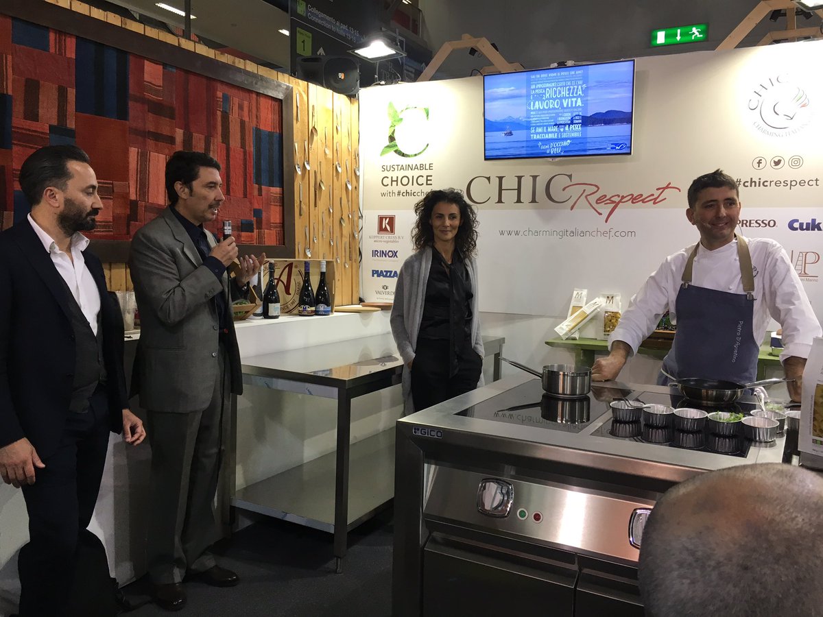 ChicChefs's tweet photo. Se vogliamo continuare ad essere tra i peggiori consumatori di pesce, dobbiamo andare sempre di più verso la pesca sostenibile #chicchef #chicrespect https://t.co/zFUPUcVp1z