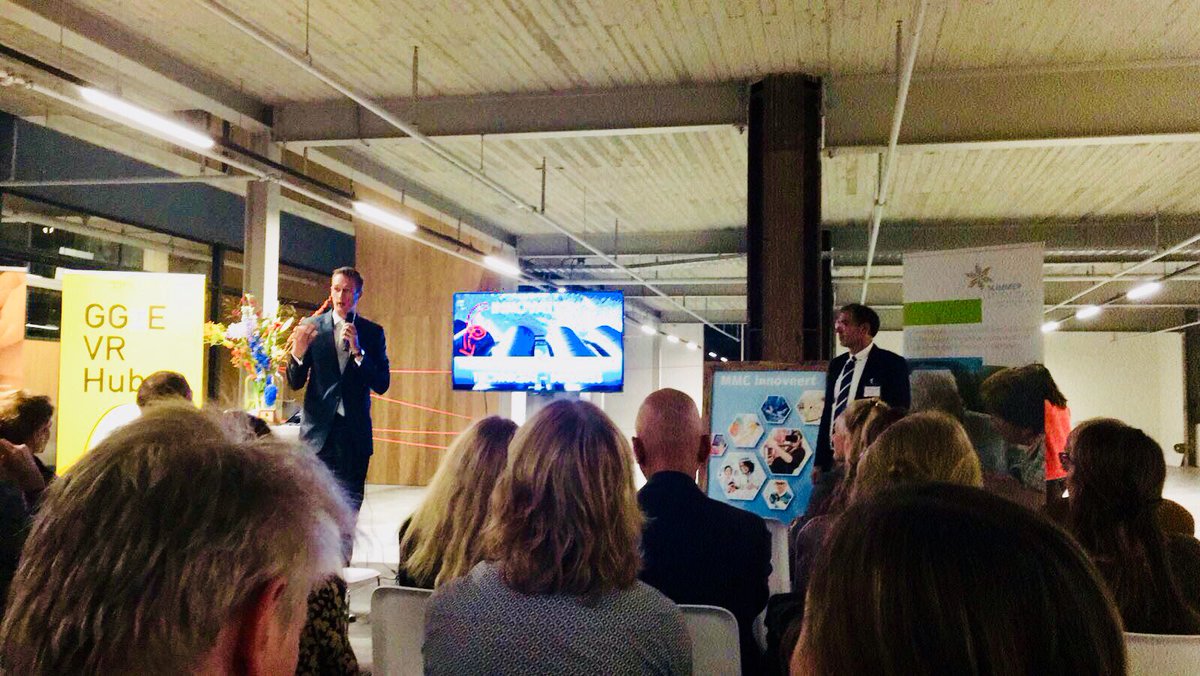 RooijenStefan's tweet photo. Sharing our innovation story at the #dutchdesignweek #VirtualReality to improve well-being, reduce anxiety and improve treatment information https://t.co/nkjhTRCt4B