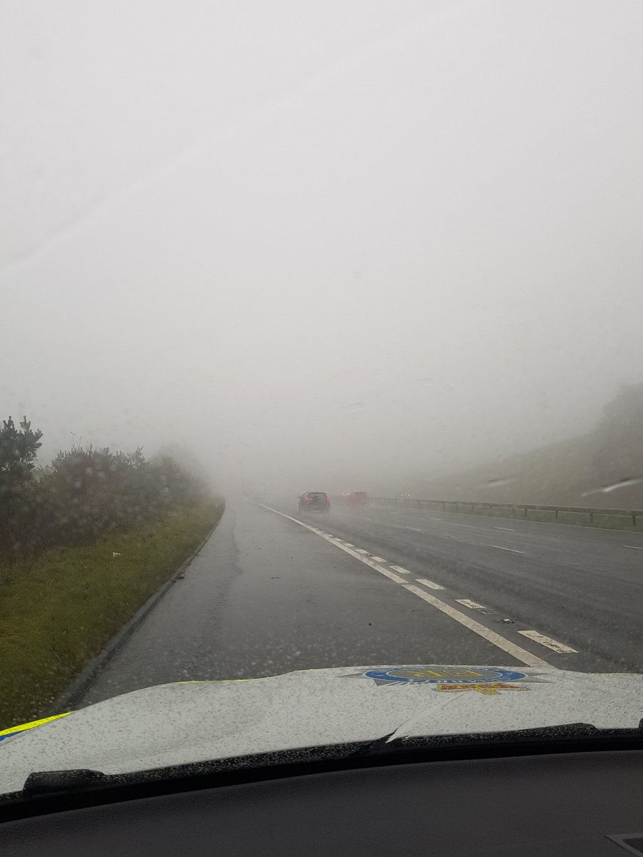 CumbriaRoadsPol's tweet image. Current driving conditions in Cumbria. Please slow down and give space #4secondrule #brakingdistanceincreasesinthewet