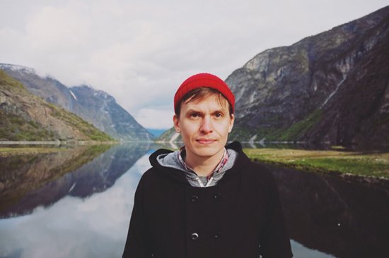 MAGNETMagazine's tweet photo. Happy birthday #ChrisWalla (@calculizer, @TapeRecordings, @dcfc). On producing #LongWinters (@johnroderick): https://t.co/nQDMNJu9LI https://t.co/70xiEYIIqR