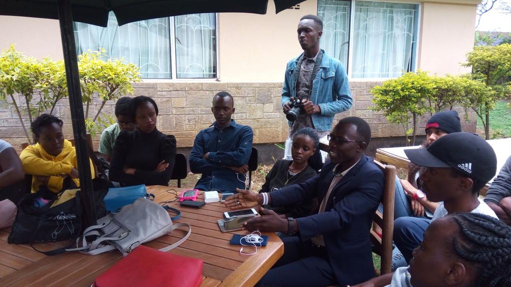 StarTimesKenya's tweet image. The power is Us.Youths but we ar lured by hand outs from these politicians #TrainingForChange #YouthForumGp #YouthHubNairobi