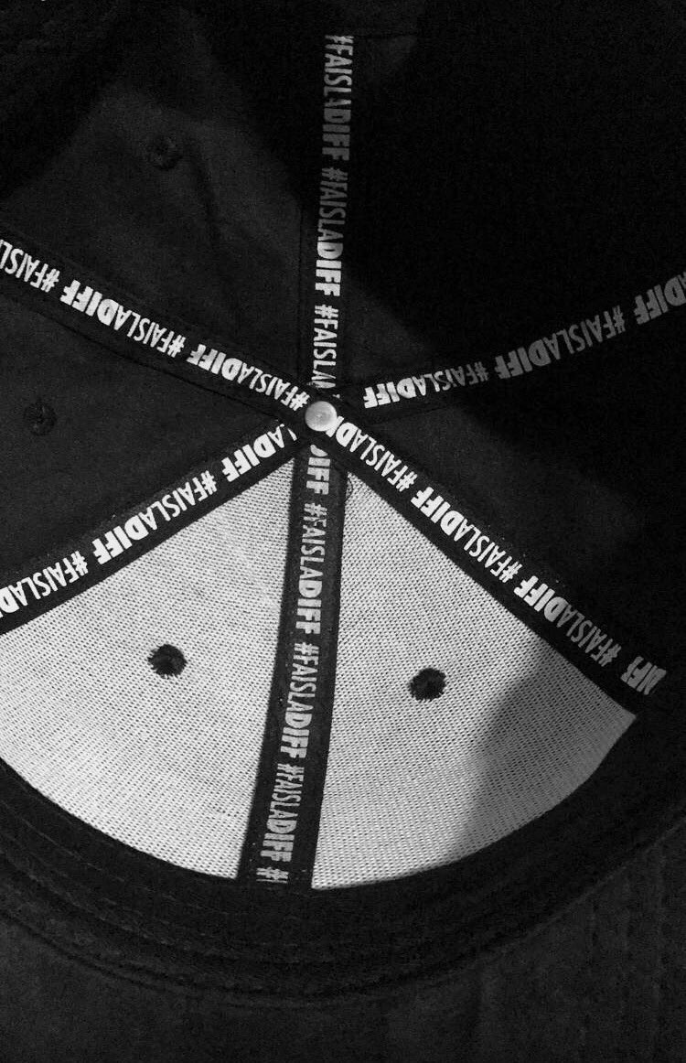 faisladiff's tweet photo. Casquette FLD Paris Dispo Sur L’E-Shop https://t.co/3kNi8ZOY0c https://t.co/j5JPslWDe5