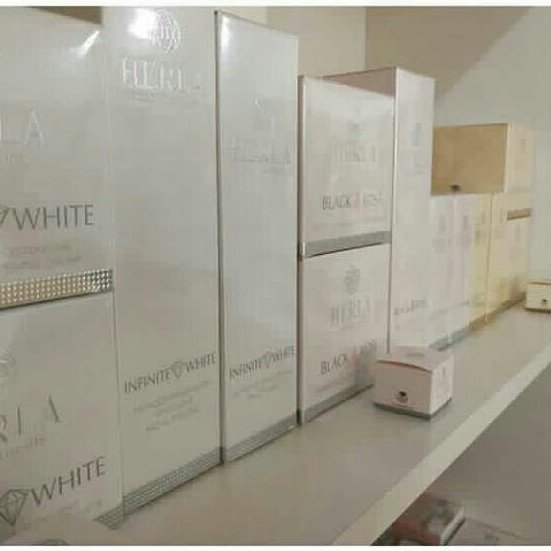 thevenusallure's tweet photo. #herla
#thevenusallure
#skincare
#malaysiacosmetic https://t.co/moUrCYzygV