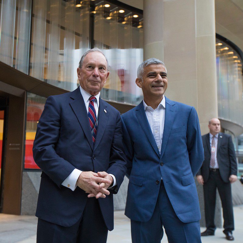 MikeBloomberg's tweet photo. Opening the new @Bloomberg HQ in London – a place designed to be as innovative and forward-looking as our employees. https://t.co/ON340gGIYk https://t.co/FruSoTRO4v