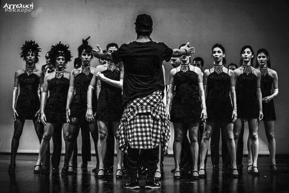 jacky_boy24's tweet photo. I learned no details was too small. It was all about the details. 🎭 #dancer #choreographer https://t.co/ABpqxFYJEZ