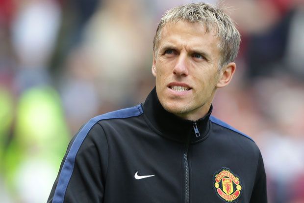 DiscvrMCR's tweet photo. Phil Neville has declared his interest in managing Everton. The ex-United player played and coached the Toffees under Moyes. #EFC https://t.co/dyBOsBWStm