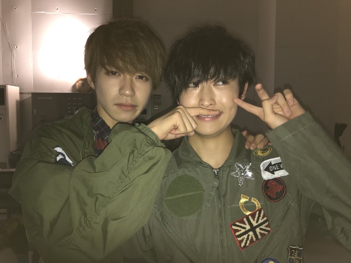 atsuki_mashiko's tweet photo. 撮影2日目終了🤤🙏✨
台風も過ぎ外は晴れテンションも高く今日は朝から賑やかな1日でした🤹‍♂️
皆さんはどんな1日でしたか？？？ 
聞かせてください！！👂🙋‍♂️
#ア���ロス #敦貴 #遥城 #明日 #は #あつはるTV https://t.co/Y5Y1AVbRZi