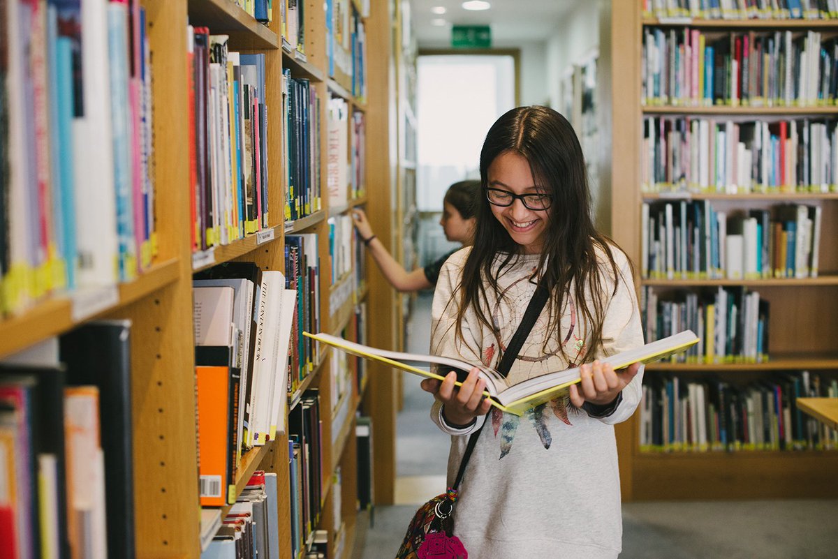 HMILeeds's tweet photo. While we install #BecomingHenryMoore you can still visit our #MaryGillick &amp; #DavidDye exhibitions. Or spend time in our beautiful library! https://t.co/5aTAjqAaHp