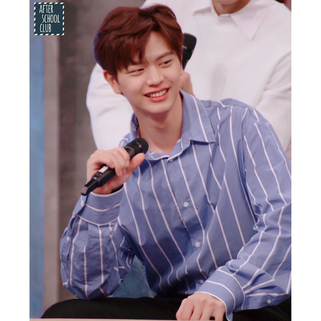 cricridoll's tweet photo. ❤ https://t.co/ngSixcOy8u 
💙 https://t.co/fQS5LVhSui (cr:arirang_asc) 
#BTOB_ASC #비투비 #BTOB #ゆく #육성재 #그리워하다 https://t.co/KWFyc8208t