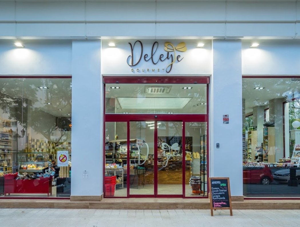OliveClub_'s tweet photo. Otro de los lugares privilegiados donde puedes encontrar nuestros productos es en #DeleyteGourmet, situada en Marbella.Tienes que visitarla! https://t.co/0CL3y8Xgea