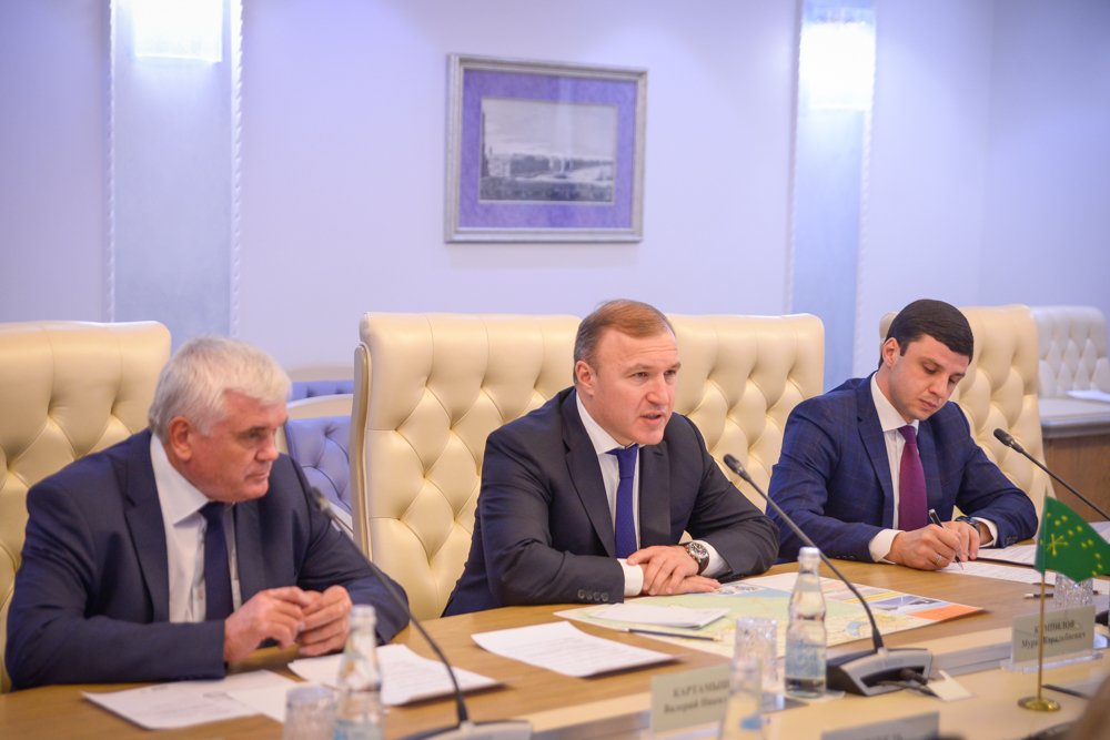 mkumpilov's tweet photo. Совещание в Росавтодоре. https://t.co/ttJQ4m007I