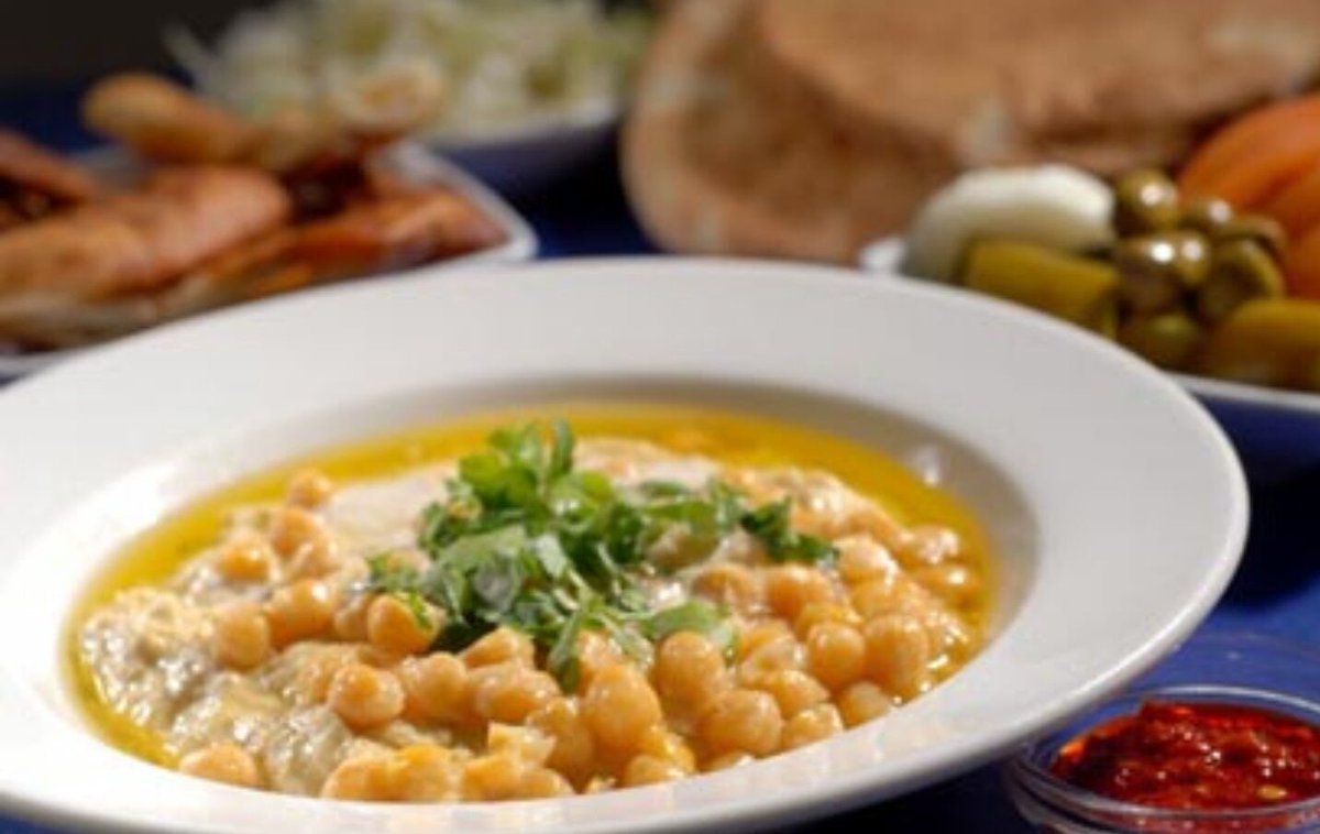 HummusYummy's tweet photo. #BackInAction 2DAY @HummusYummy 1600 Ventura Blvd ENCINO. Come ,grab some #Hummus 11AM-3PM C U There! #OnliineOrders @bistro_planet https://t.co/RB35MegD9Z