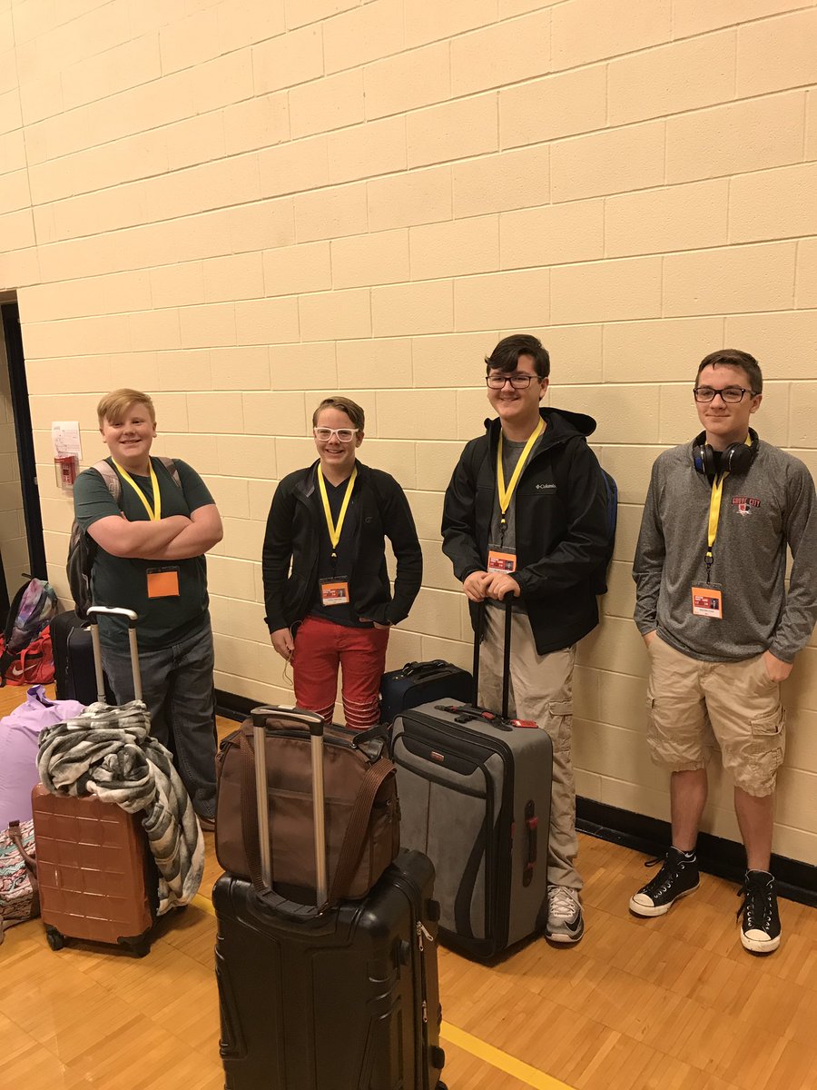 ckkunkel's tweet photo. Dillon and friends ready to go on their Washington DC trip! Here's hoping all goes well. #nomomanddad https://t.co/grdavpx0Gw