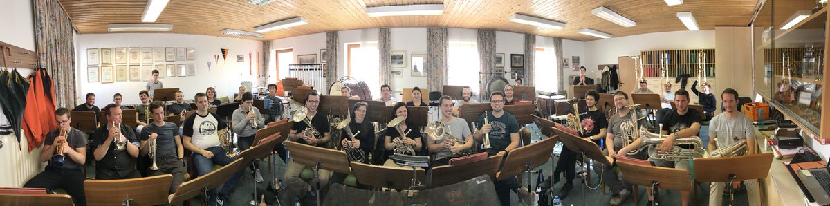 uwekoeller1964's tweet photo. The Austrian Brass Band is 100% motivated and waiting for today‘s coach, our friend Philip Harper from the marvelous Cory Band https://t.co/EhGRRtIGOY