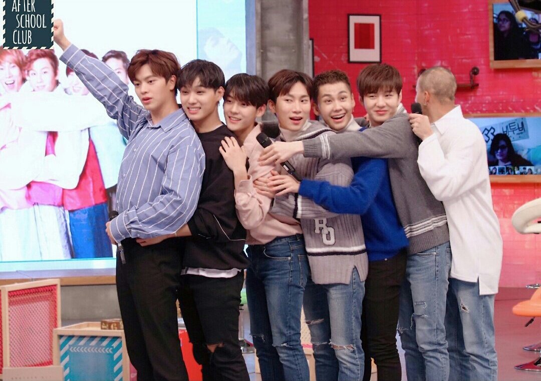 cricridoll's tweet photo. 来年は、また韓服も着てほしいなぁ~~~♡ 
 #BTOB_ASC #비투비 #BTOB #그리워하다 https://t.co/araXxj1mGX