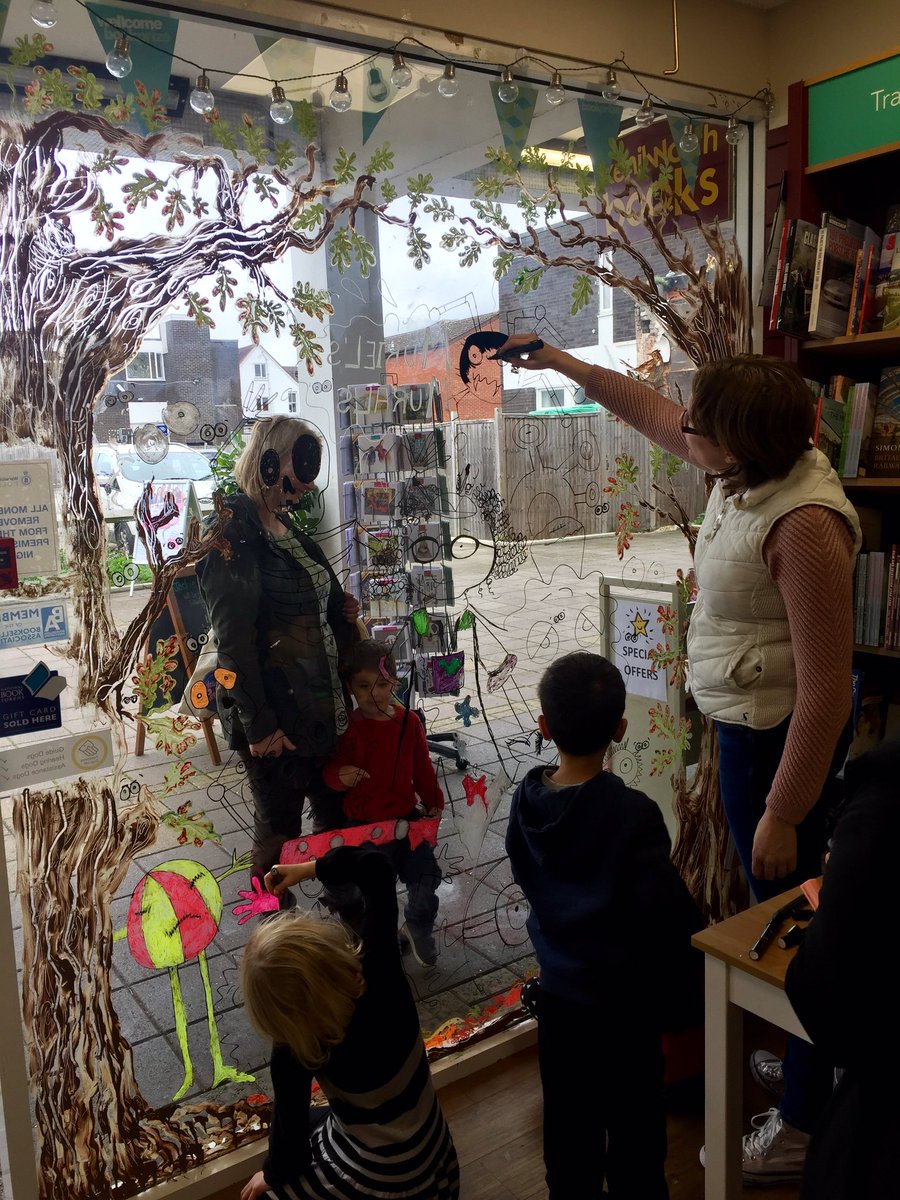 KenilworthBook's tweet photo. It's all happening here! Half the town has turned out to colour in our windows - meanwhile @SensoryMurals is on the radio! https://t.co/W7zTc0Jaod