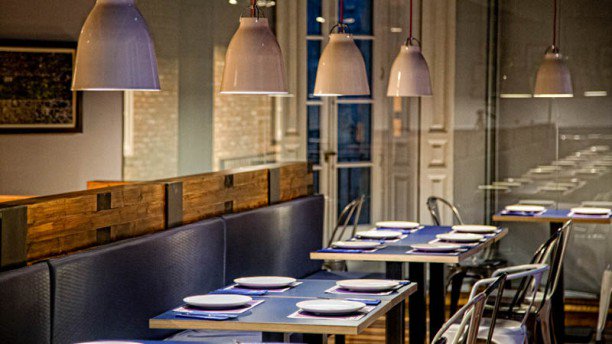 Un trocito de #NY en #Valladolid en el que poder disfrutar de cocina al carbón vegetal.Visítanos en la C/Cascajares,2 al lado de la Catedral