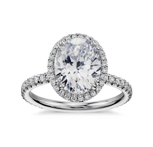 No matter how trends may change over time, this white gold single halo will always stay in style. #GraceDiamonds