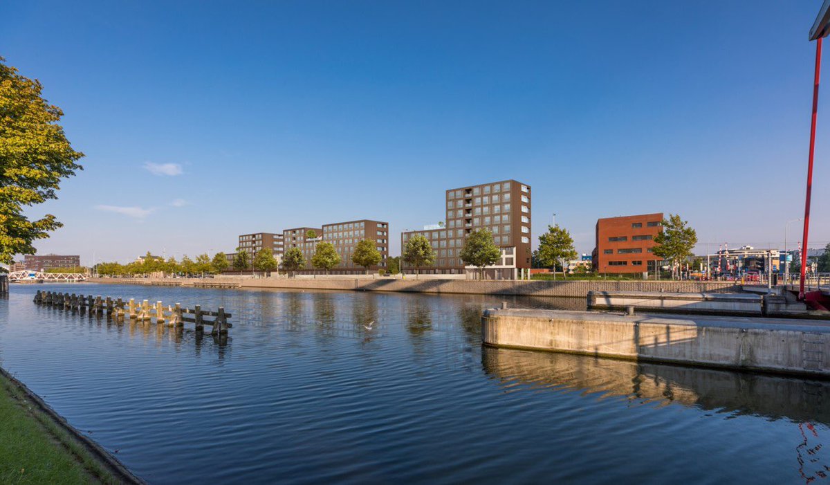 wijzijndestad's tweet image. Zo dan! 123 woningen, 246 studenten, 50 auto- en 250 fietsparkeerplaatsen aan de Kanaalweg. facebook.com/wijzijndestadm… #middelburg #HZ