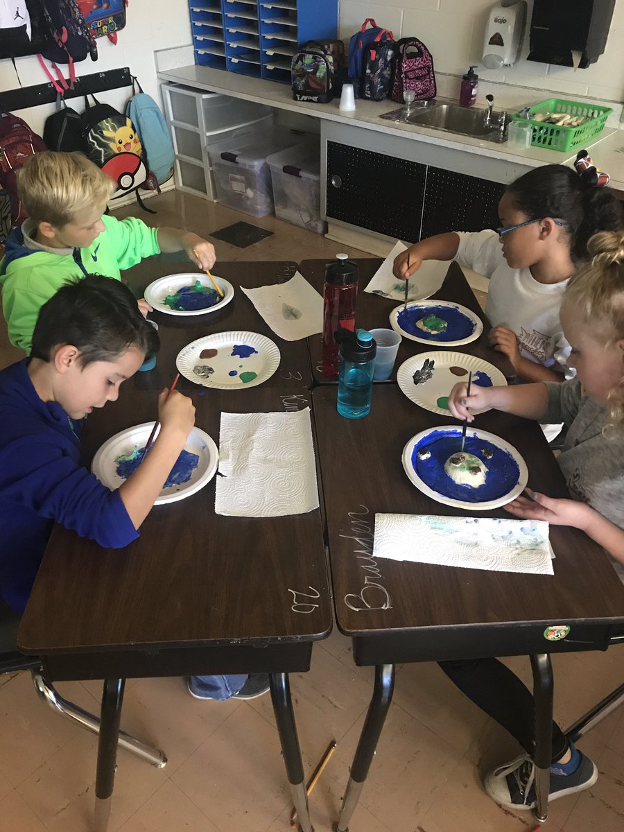 katiedeen3rd's tweet photo. Ss did an awesome job planning, creating, and painting their landforms last week! #jnesrocks @jneelem https://t.co/u6hjyRjjeS