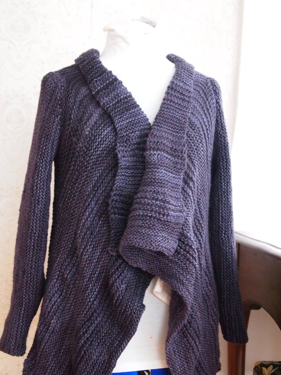 Sweater Knitting Pattern - Rebecca tuppu.net/3d02651f #Etsy #KnitChicGrace #Sweaterknittingpatte