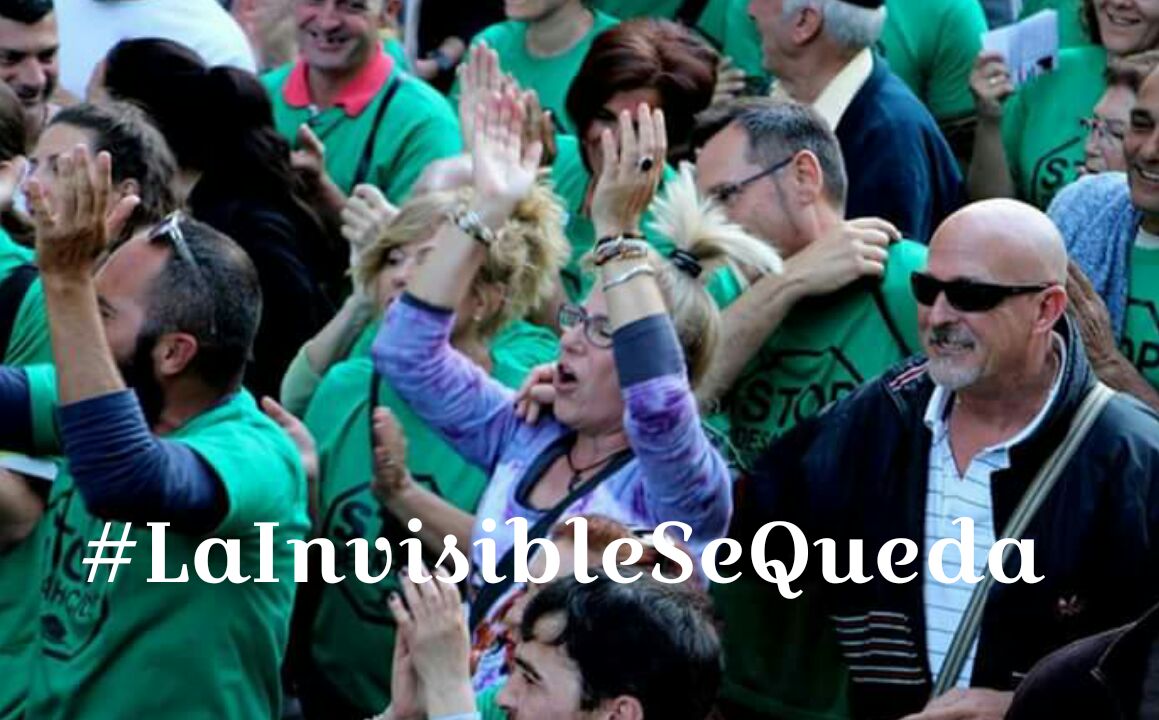 PAHmalaga's tweet photo. #LaInvisibleSeQueda porque es donde los vulnerables y afectados acuden  @LA_PAH para defender el derecho a techo digno y el art. 47 Constit. https://t.co/5n64FCDNrK