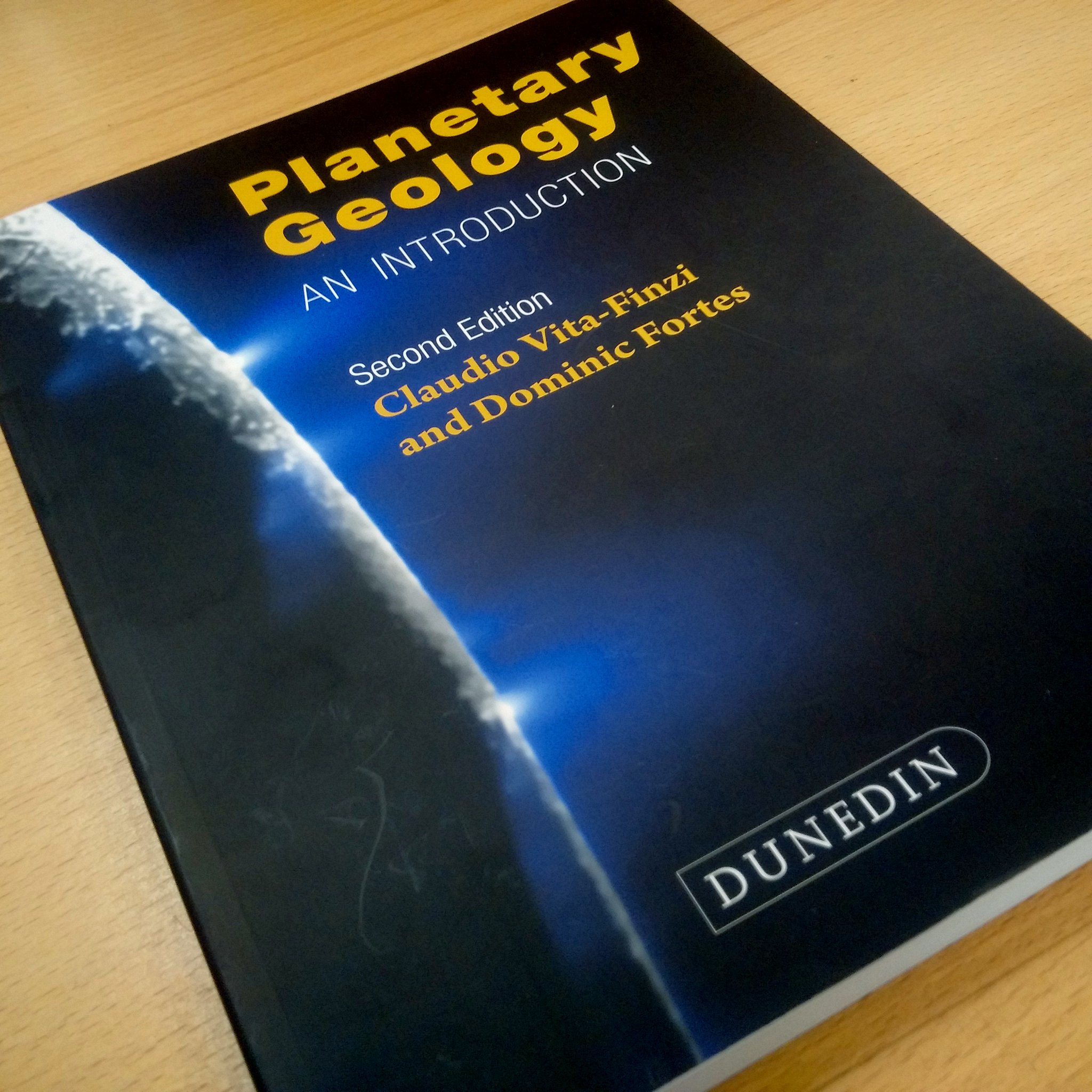 BGS Geology Shop on Twitter: "Did you catch #OrionidMeteorShower? Learn about planetary geology in this book! On sale in Keyworth and London.