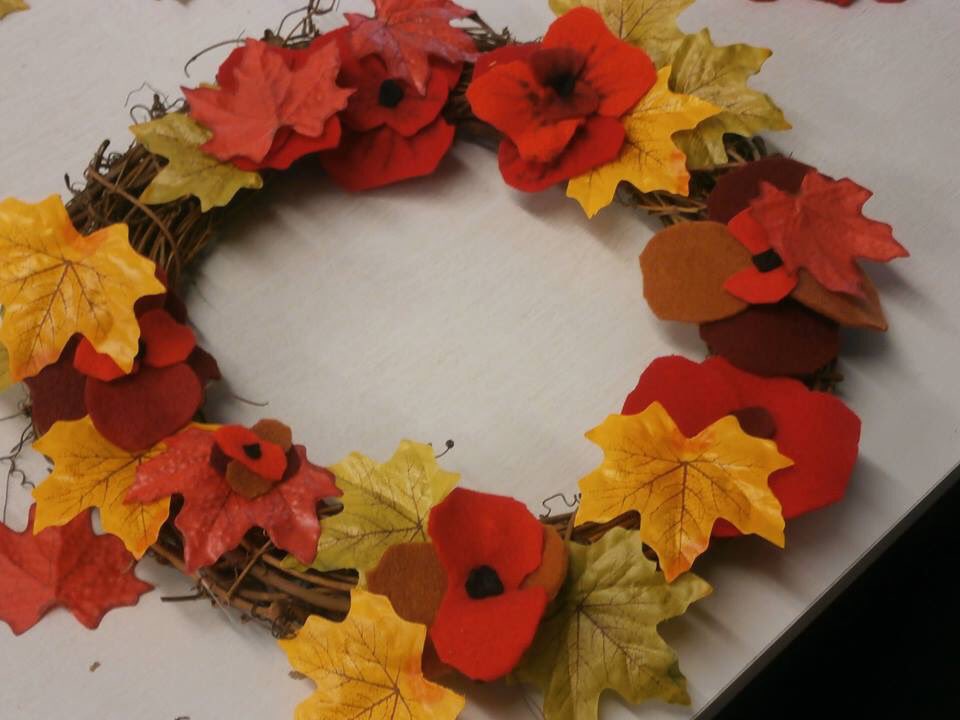 NTDFYPP's tweet photo. @NTDFYPP Aswell as felt poppies we had great fun making poppy wreaths with Derek Lee. @NTDForum #remembrance https://t.co/sJA9MFJDMc