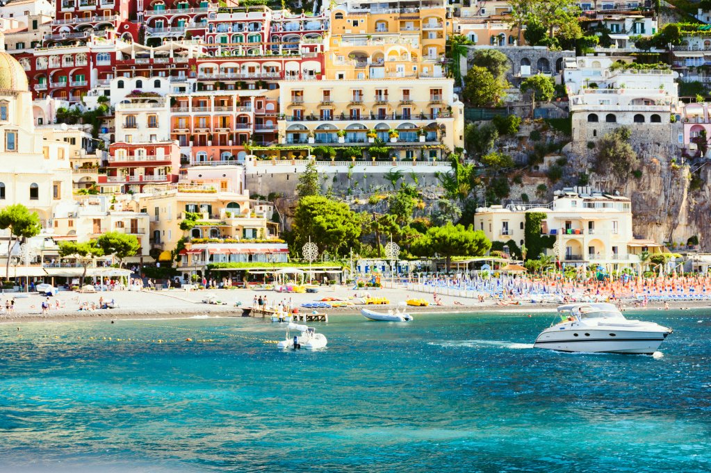 andreafierro_it's tweet photo. #Positano and the beauty of #Amalfi Coast! A #unique place in the all #world!🏖 https://t.co/c9RhpnxJiA