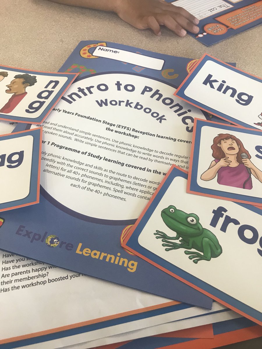 wandsworthtutor's tweet image. Just held an amazing Phonics workshop in #tootinglibrary @wandsworthlibs working on rhyming sounds ✌🏼😎✏️ pop into our centre for info!