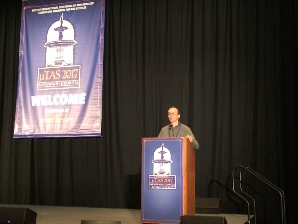 JunckerLab's tweet photo. Fabulous introductions by Dr. David Juncker at the 3D printing session @microtas2017 #uTAS2017 https://t.co/NJF1WxALze