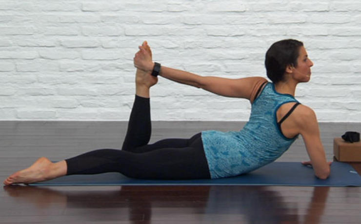 runnersworld's tweet photo. 7 great yoga poses for running recovery: https://t.co/4CTC68UJtK https://t.co/KXtG4Jmdfe
