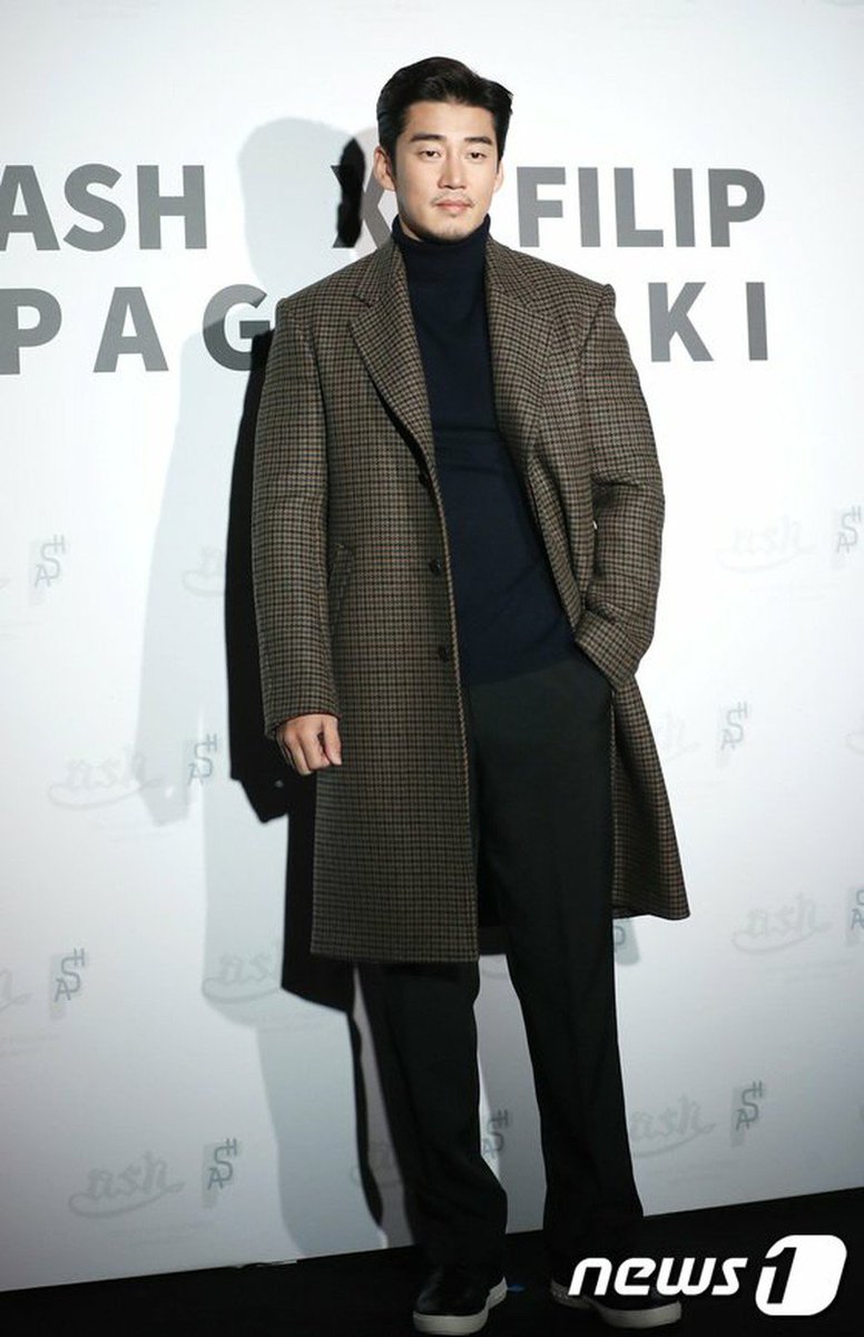 韓流ツイッター Twitterren 俳優ユン ゲサン イタリアファッションブランドのフォトイベントに出席 24日午後 ソウル 清潭洞の売り場 ユン ゲサン のまとめlive T Co Wzadnkqkzy