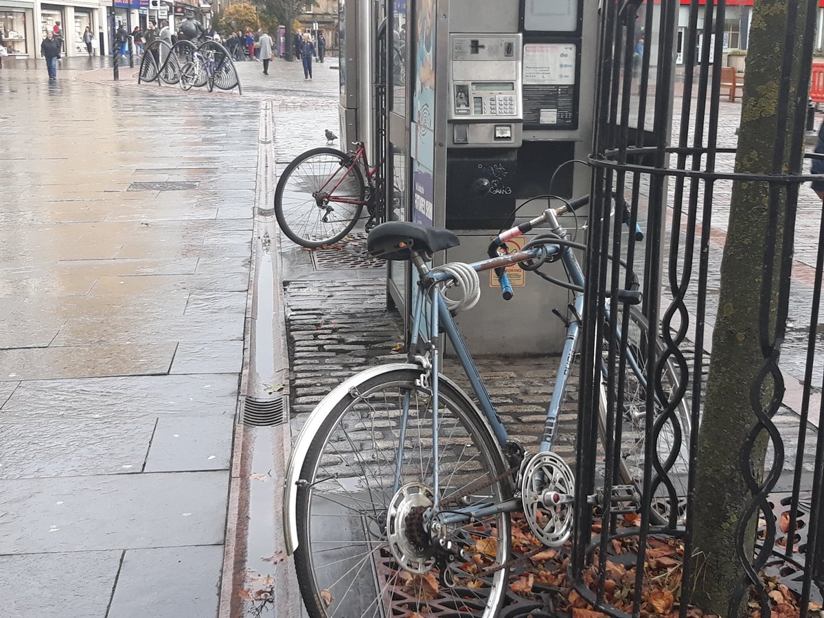 LynnAllardice's tweet photo. Only 3 bike racked outside overgate. Quite central &amp; bikes tied to everything and anything. Not very encouraging. #dhwdnd @HealthyWeightD https://t.co/sQX1q4fNZk