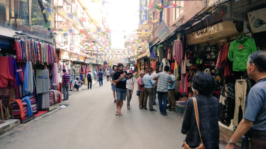 iDineshRoy's tweet photo. #Thamel
#WalkingStreets
#Kathmandu https://t.co/qyMJpkFjvK