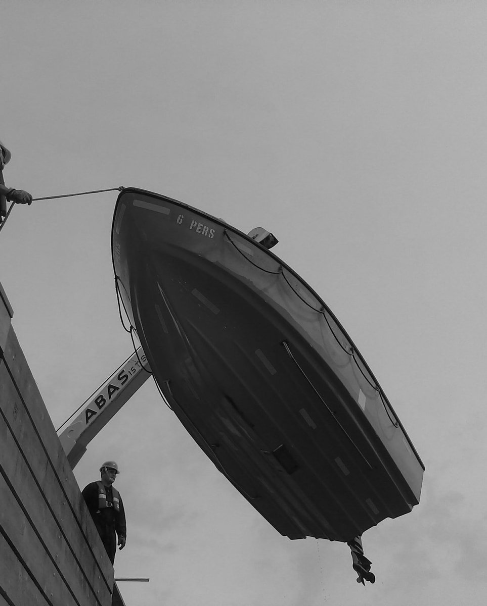 SWMaritime's tweet image. Next course 13th - 17th of November for £630

#SWMA

southwestmaritimeacademy.com/courses/profic…