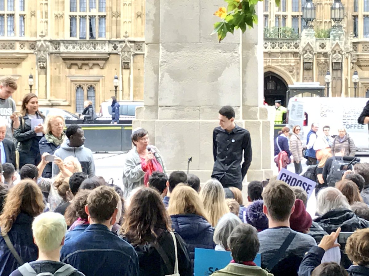 CitizensUK's tweet photo. Rabbi Janet Darley speaks about welcoming #ChildrenOfCalais to lunar house a year ago https://t.co/4L9Oo51VXU