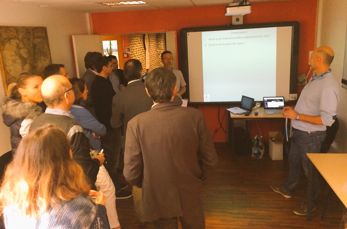 Helioparc's tweet photo. La belle aventure de @focusqualite présentée devant les partenaires et amis de l'Atelier Numérique #Pau #innovation https://t.co/SYgiWvJrNY