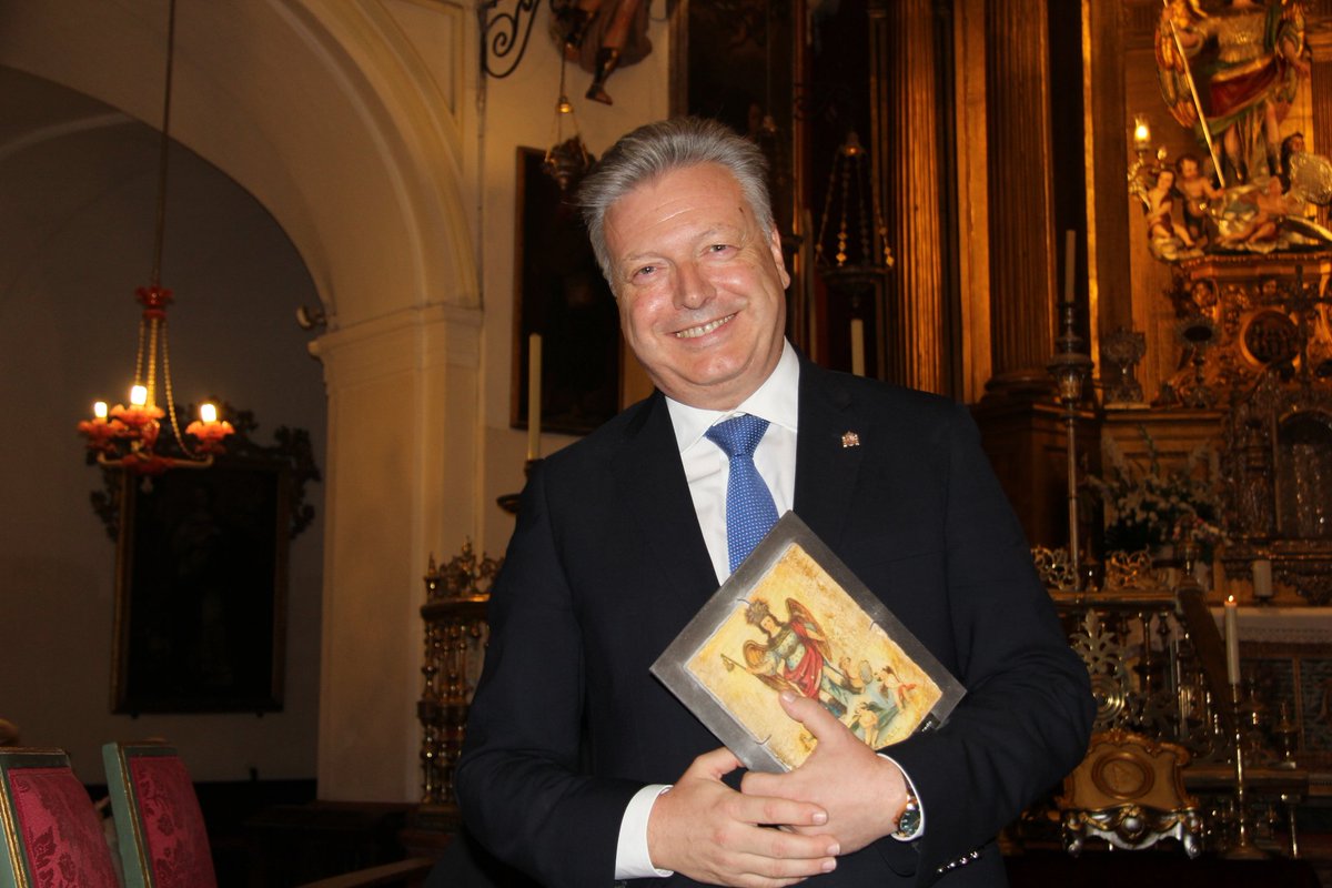 Felicidades a la ciudad de Córdoba y a todos los cordobeses en el día de su arcángel custodio, San Rafael