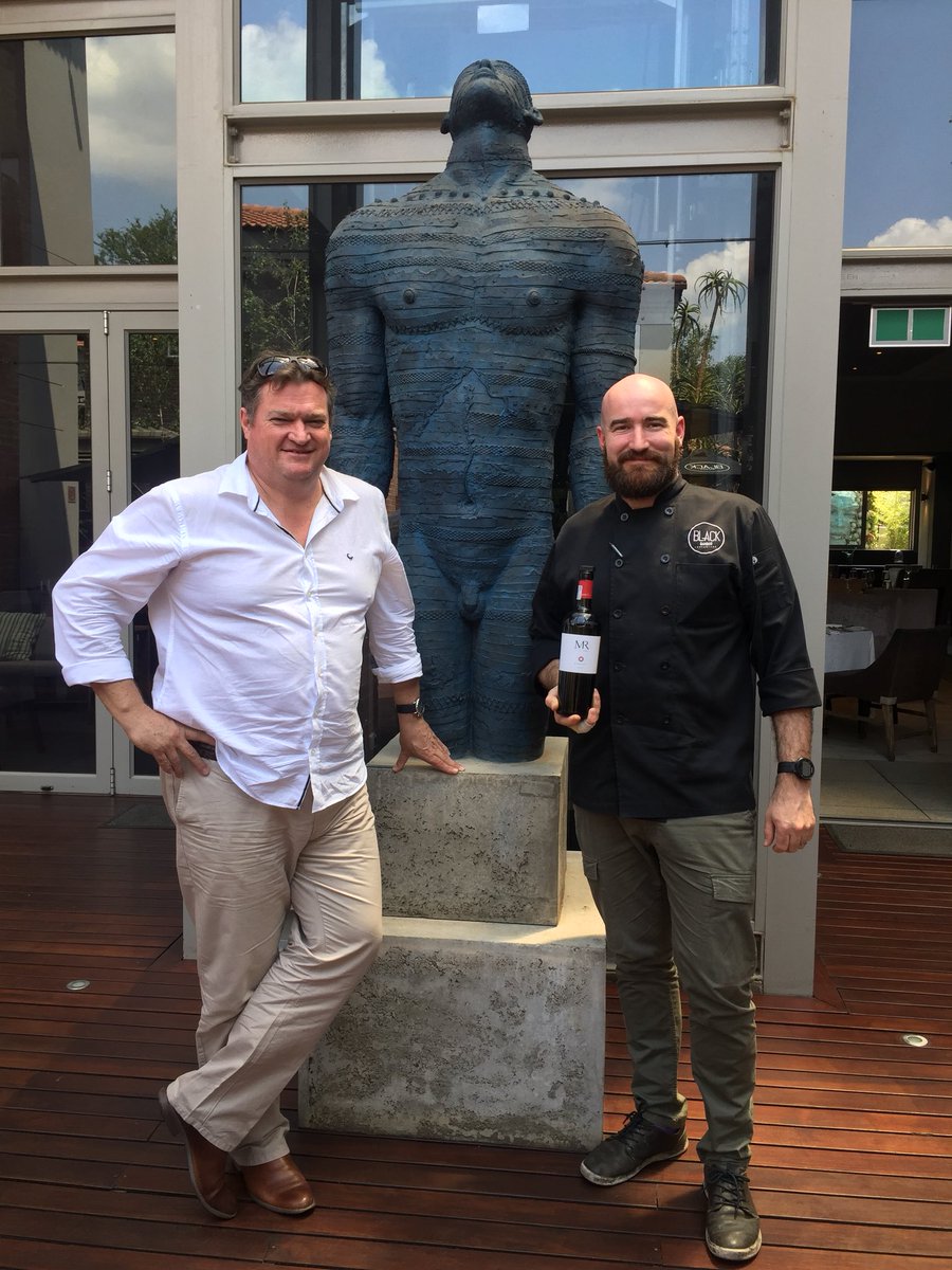 DvFwines's tweet photo. Thanks @pellieg for making time to see us @TheBlackbamboo1 @TheMenlyn #MRdeCompostella focused, precise black fruit @CheninKing @RaatsWines https://t.co/DVCa1Det1j